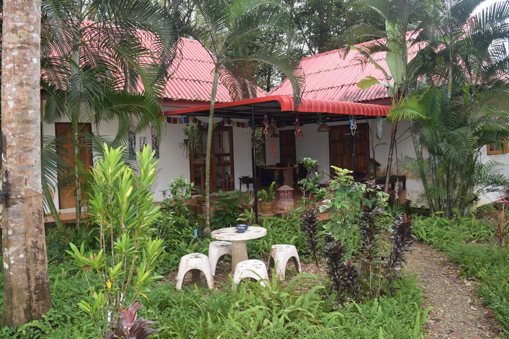 Manora Garden Hotel Phang Nga Exterior photo